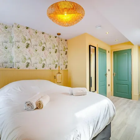 公寓 Betty's Penthouse- 2bed Luxury Appt, Parking *