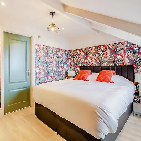 Betty's Penthouse- 2bed Luxury Appt, Parking * ハロゲート