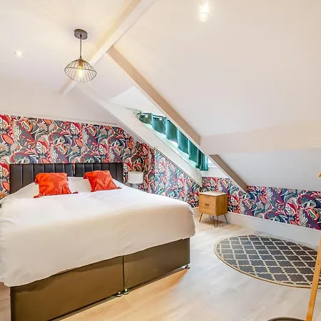 Betty's Penthouse- 2bed Luxury Appt, Parking 公寓 哈罗盖特